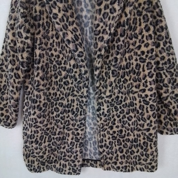 Calvin‎ Klein Open Front Plush Sherpa Fleece Jacket Size Small w/ Leopard Print - Picture 5 of 11